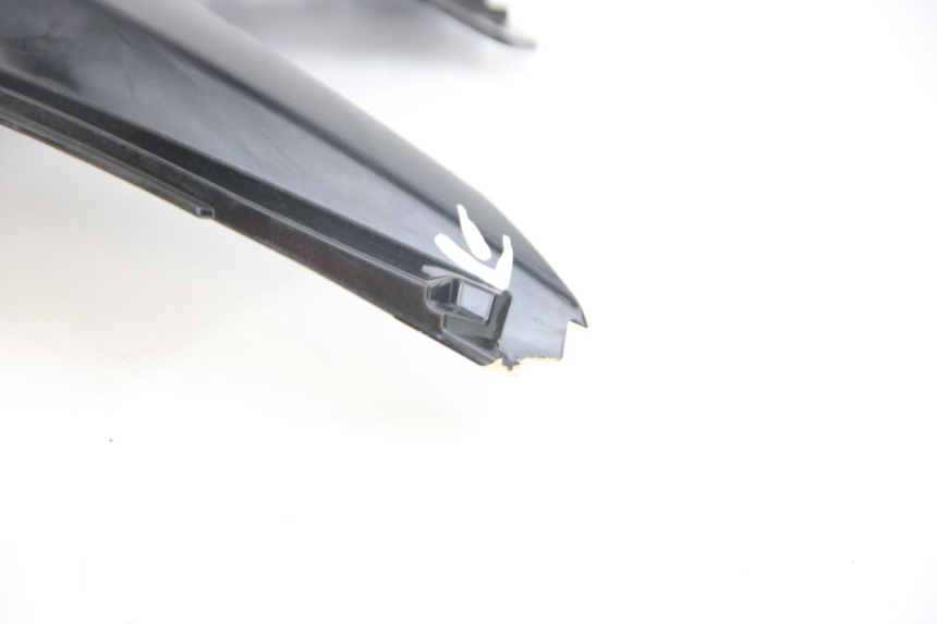 photo de LATERAL TRASEIRO ESQUERDO JM MOTORS EVOLIS 4T 50 (2018 - 2022) - Pontos de fixação