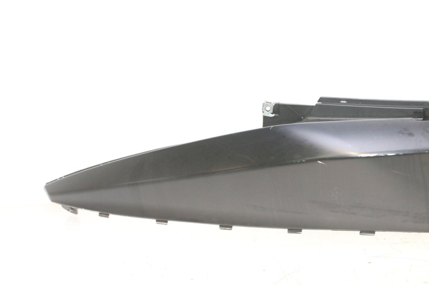 photo de PAINEL LATERAL TRASEIRO ESQUERDO JM MOTORS F45i 4T 50 (2020 - 2023) - Detalhe da peça