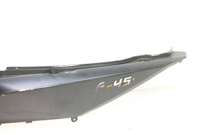 photo de PAINEL LATERAL TRASEIRO ESQUERDO JM MOTORS F45i 4T 50 (2020 - 2023) - Zoom do estado de desgaste