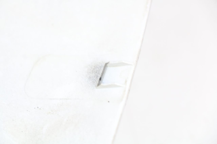photo de LATERAL TRASEIRO ESQUERDO HONDA FES S-WING SWING ABS 125 (2007 - 2015) - Ampliação técnica