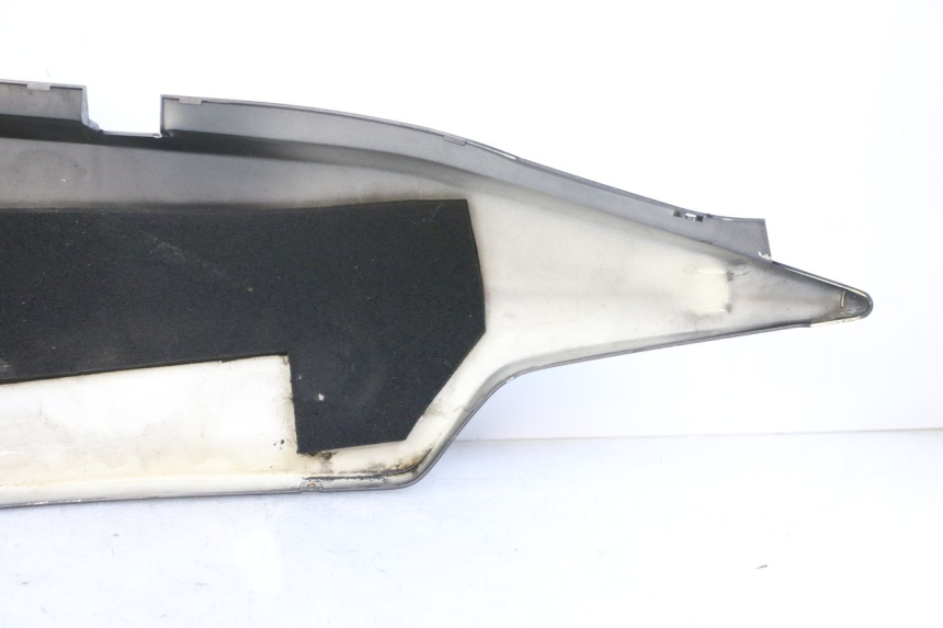 photo de LATERAL TRASEIRO ESQUERDO HONDA FJS SILVER WING SILVERWING 400 (2005 - 2008) - Ampliação técnica