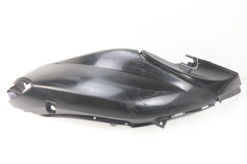 photo de LATERAL TRASEIRO ESQUERDO PIAGGIO FLY 2T 50 (2004 - 2017) - Zoom do estado de desgaste