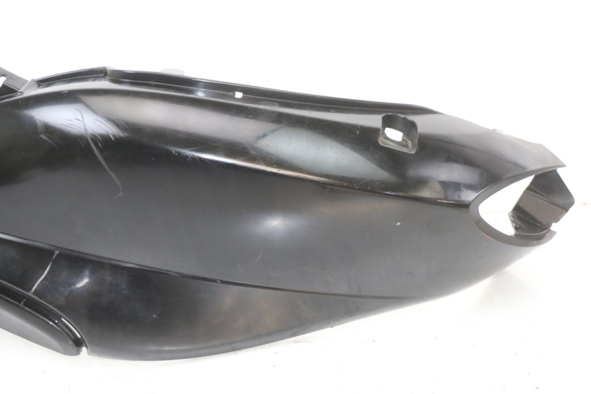photo de LATERAL TRASEIRO ESQUERDO PIAGGIO FLY 2T 50 (2004 - 2017) - Zoom do estado de desgaste