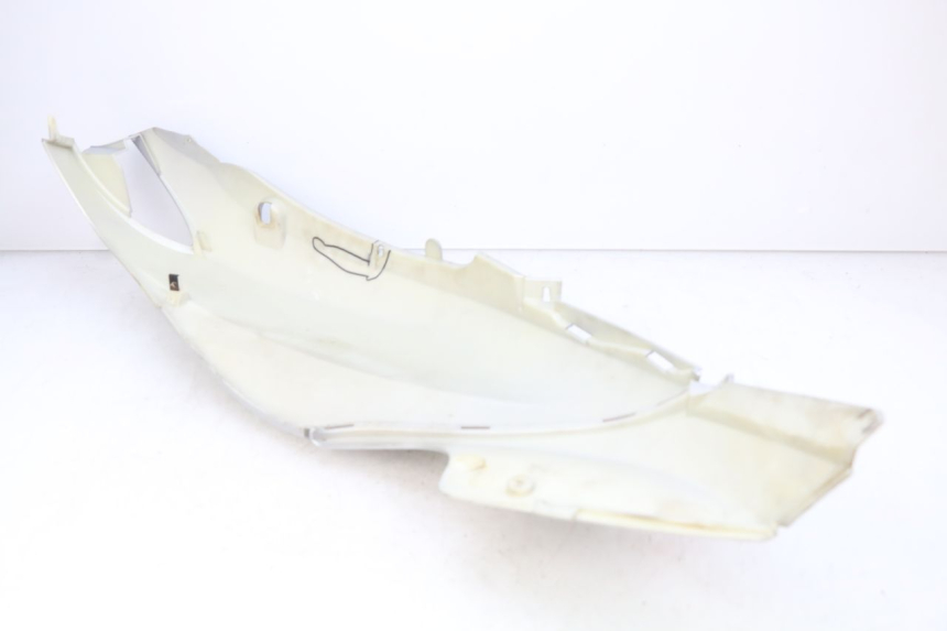 photo de LATERAL TRASEIRO ESQUERDO PIAGGIO FLY 100 (2006 - 2010) - Detalhe da peça