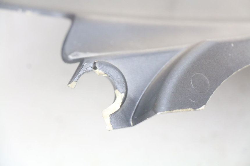 photo de LATERAL TRASEIRO ESQUERDO PEUGEOT GEOPOLIS 400 (2007 - 2013) - Peça verificada