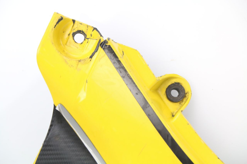 photo de LATERAL TRASEIRO ESQUERDO SUZUKI GSXF GSX F 600 (1988 - 1997) - Pontos de fixação