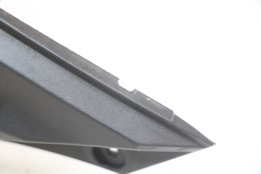 photo de LATERAL TRASEIRO ESQUERDO SYM GTS EFI 125 (2012 - 2016) - Outro ângulo de visão
