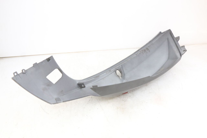 photo de LATERAL TRASEIRO ESQUERDO SYM GTS EFI 125 (2012 - 2016) - Peça verificada