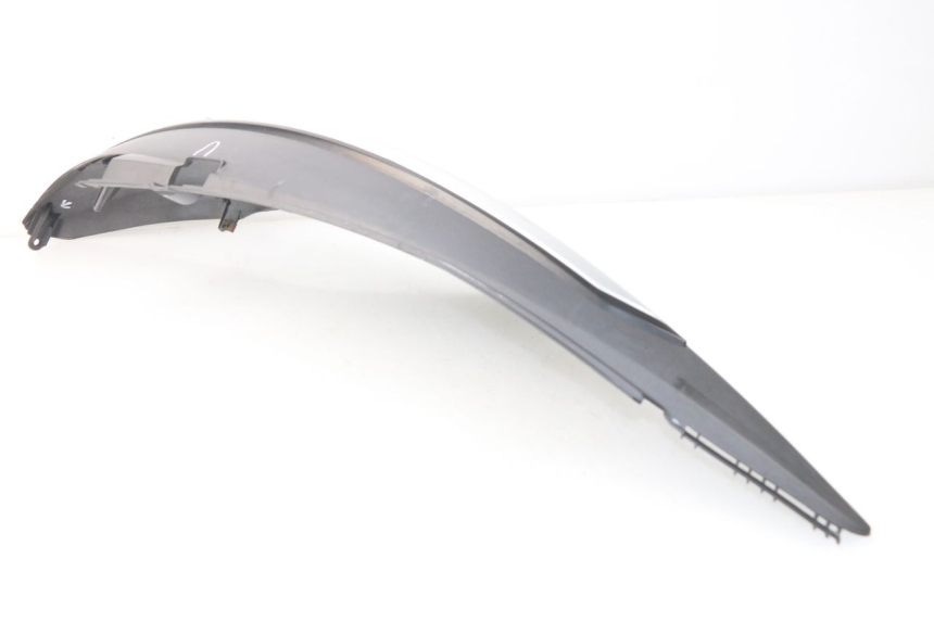 photo de LATERAL TRASEIRO ESQUERDO SYM GTS EVO 125 (2009 - 2013) - Detalhes característicos