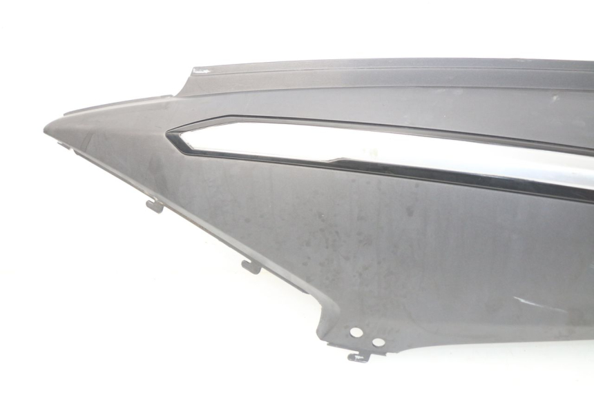 photo de LATERAL TRASEIRO ESQUERDO SYM GTS EVO 125 (2009 - 2013) - Inspeção visual
