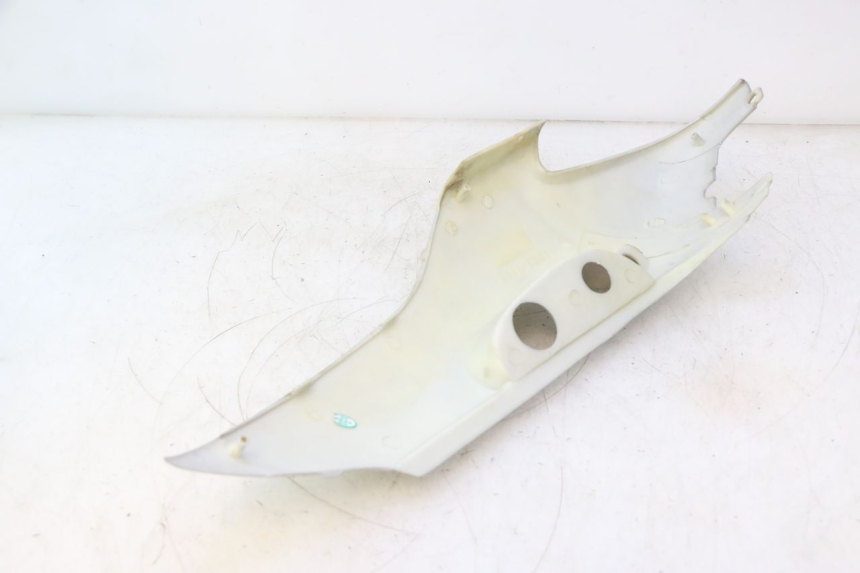 photo de LATERAL TRASEIRO ESQUERDO KEEWAY HURRICANE 50 (2006 - 2019) - Pontos de fixação