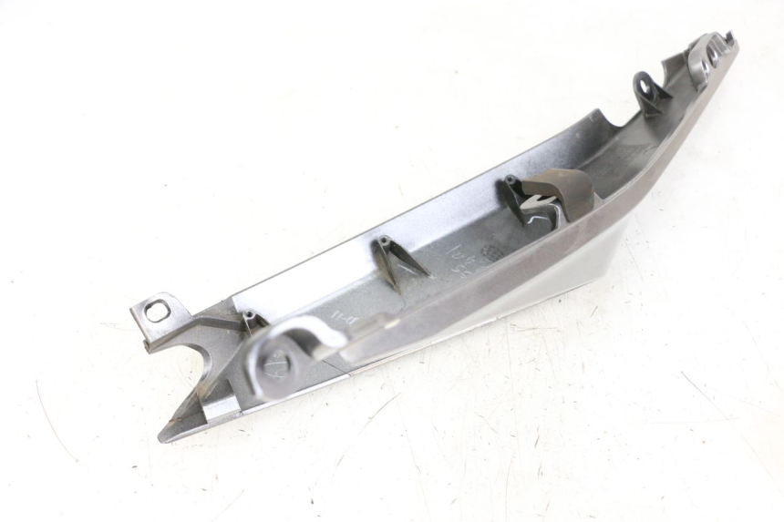 photo de LATERAL TRASEIRO ESQUERDO HUSQVARNA SVARTPILEN 401 (2018 - 2023) - Outro ângulo de visão