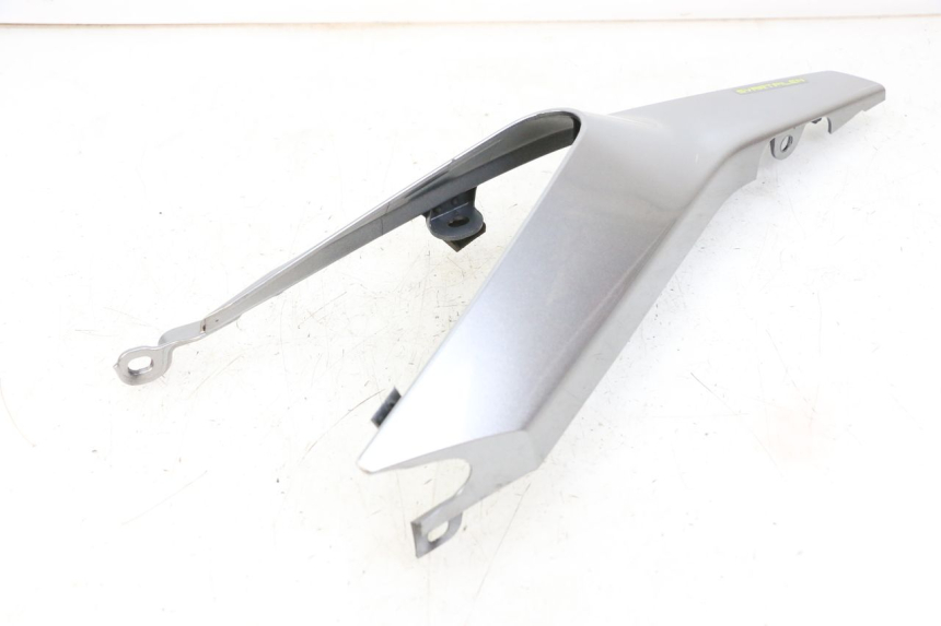 photo de LATERAL TRASEIRO ESQUERDO HUSQVARNA SVARTPILEN 401 (2018 - 2023) - Ampliação técnica