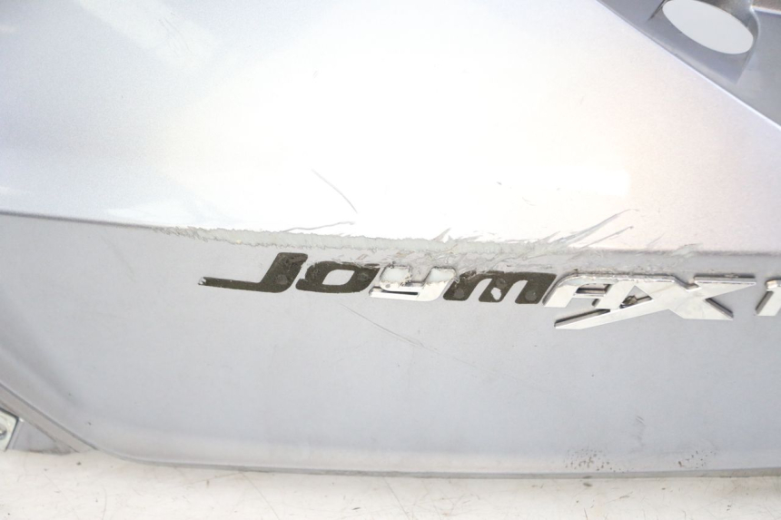 photo de LATERAL TRASEIRO ESQUERDO SYM JOYMAX 125 (2010 - 2017) - Vista do produto
