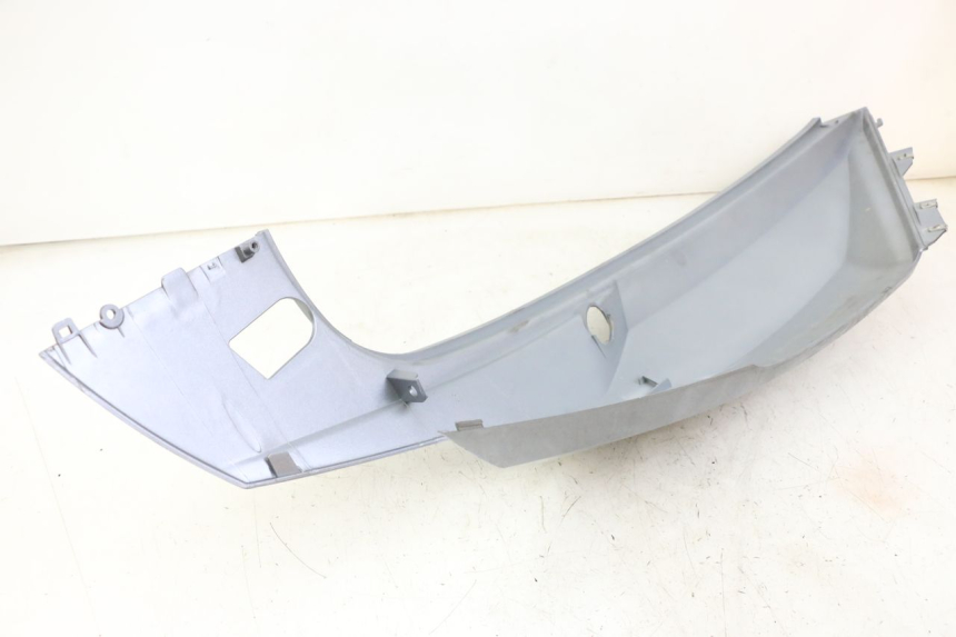 photo de LATERAL TRASEIRO ESQUERDO SYM JOYMAX 125 (2010 - 2017) - Outro ângulo de visão