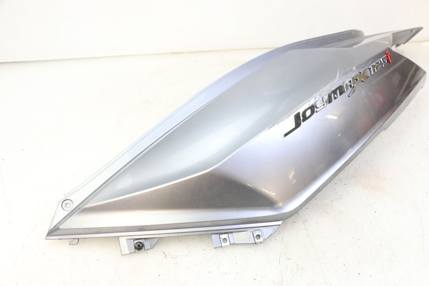 photo de LATERAL TRASEIRO ESQUERDO SYM JOYMAX 125 (2010 - 2017) - Estado da superfície