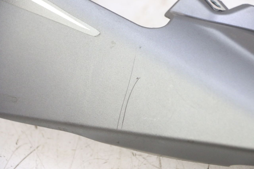 photo de LATERAL TRASEIRO ESQUERDO KIDEN KD125-G 125 (2018 - 2022) - Pontos de fixação