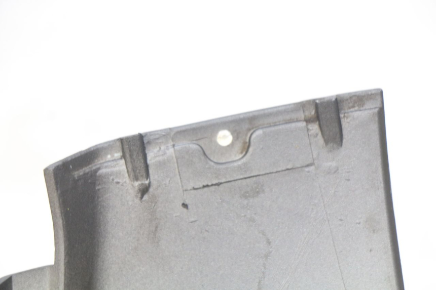 photo de LATERAL TRASEIRO ESQUERDO PEUGEOT KISBEE 2T 50 (2010 - 2017) - Detalhe da peça