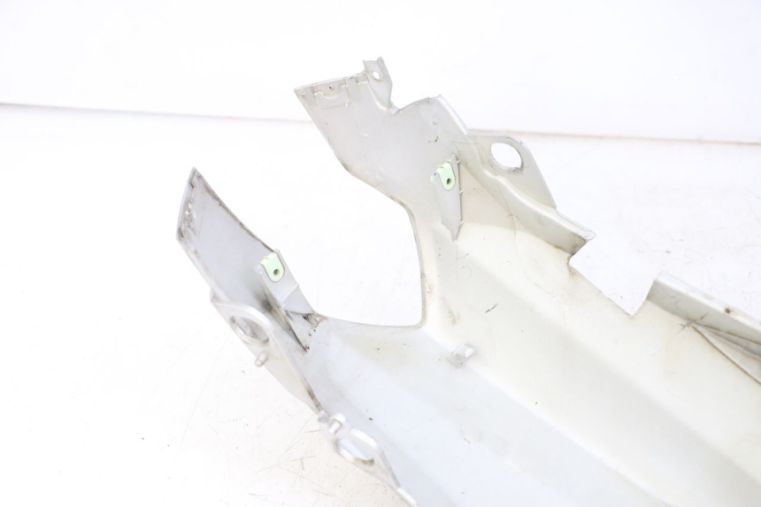 photo de LATERAL TRASEIRO ESQUERDO PEUGEOT KISBEE 2T 50 (2018 - 2022) - Detalhe da peça