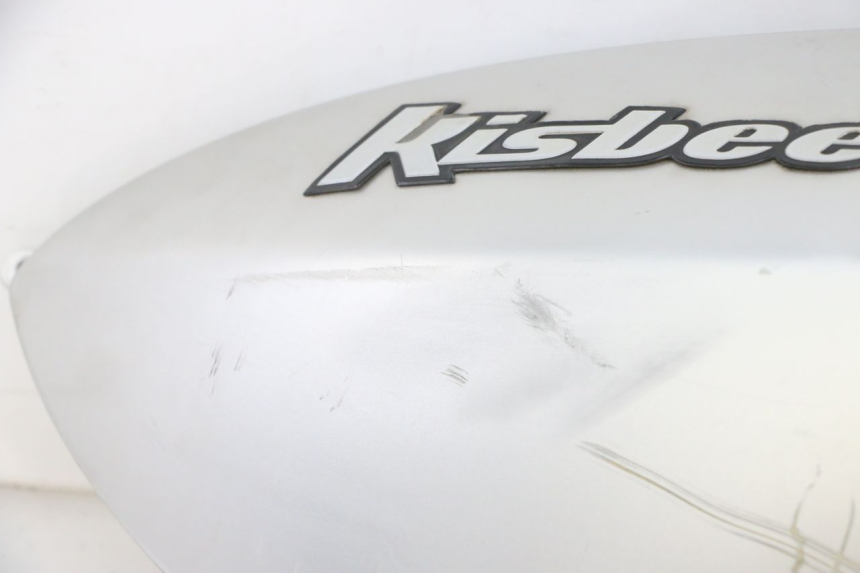 photo de LATERAL TRASEIRO ESQUERDO PEUGEOT KISBEE 2T 50 (2018 - 2022) - Detalhes característicos