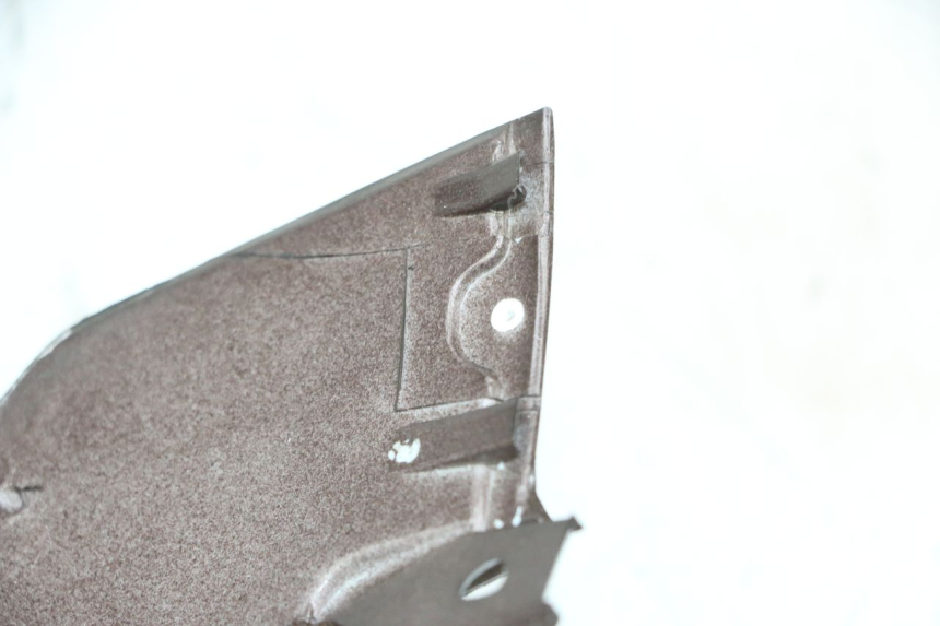 photo de LATERAL TRASEIRO ESQUERDO PEUGEOT KISBEE 2T 50 (2010 - 2017) - Detalhe da peça
