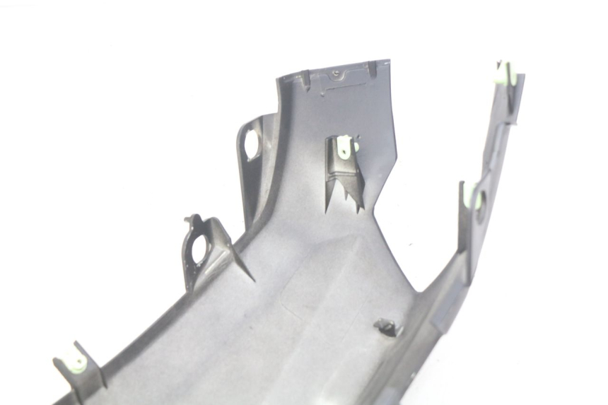 photo de LATERAL TRASEIRO ESQUERDO PEUGEOT KISBEE 4T 50 (2010 - 2017) - Zoom do estado de desgaste