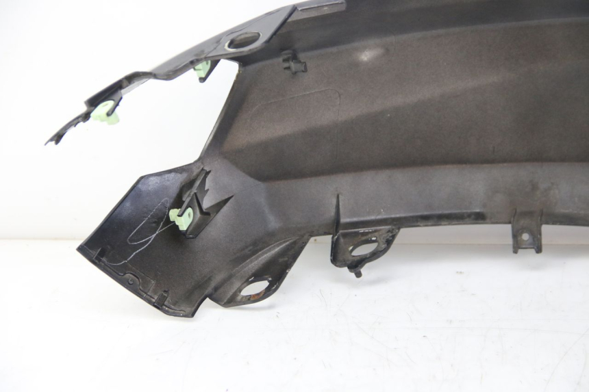 photo de LATERAL TRASEIRO ESQUERDO PEUGEOT KISBEE 4T 50 (2018 - 2022) - Zoom do estado de desgaste