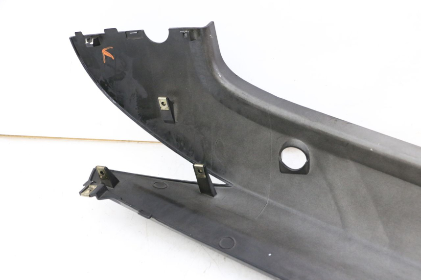 photo de LATERAL TRASEIRO ESQUERDO KYMCO PEOPLE S 125 (2000 - 2008) - Outro ângulo de visão