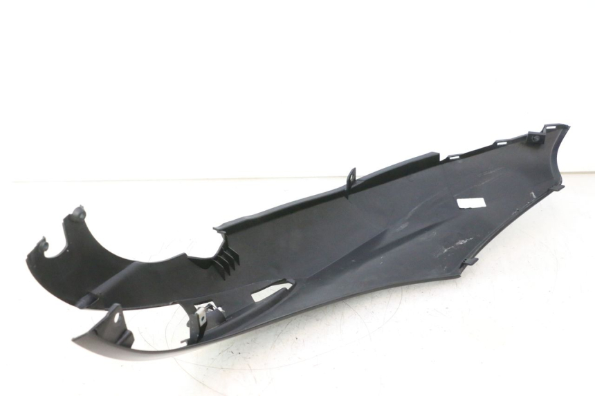photo de LATERAL TRASEIRO ESQUERDO PIAGGIO LIBERTY IGET 4T 50 (2021 - 2025) - Pontos de fixação
