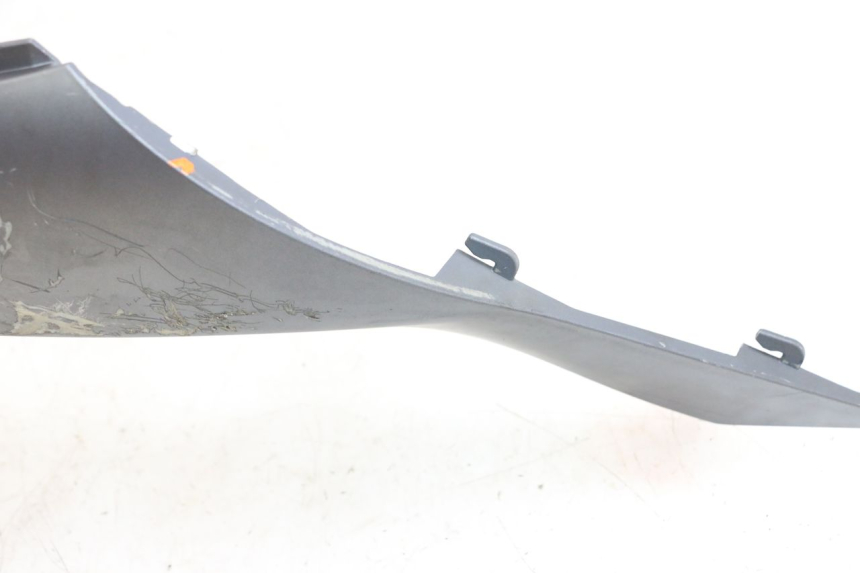 photo de LATERAL TRASEIRO ESQUERDO PIAGGIO MP3 500 (2011 - 2015) - Detalhe da peça