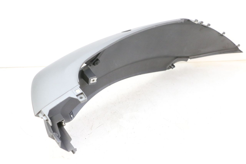 photo de LATERAL TRASEIRO ESQUERDO PIAGGIO MP3 500 (2014 - 2017) - Detalhes característicos