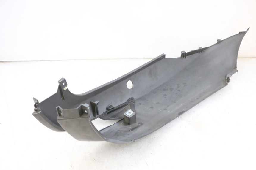 photo de LATERAL TRASEIRO ESQUERDO PIAGGIO MP3 500 (2016 - 2018) - Detalhe da peça
