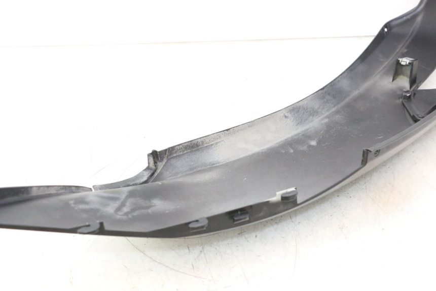 photo de LATERAL TRASEIRO ESQUERDO PIAGGIO MP3 500 (2016 - 2018) - Detalhes característicos