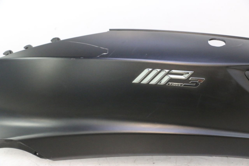 photo de LATERAL TRASEIRO ESQUERDO PIAGGIO MP3 500 (2016 - 2018) - Zoom do estado de desgaste