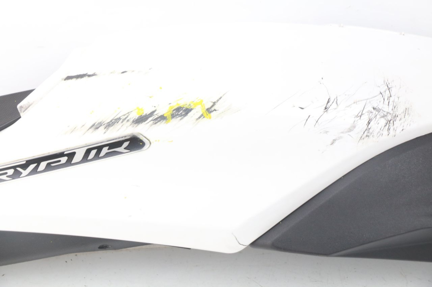 photo de LATERAL TRASEIRO ESQUERDO MBK MW TRYPTIK 125 (2017 - 2022) - Zoom do estado de desgaste