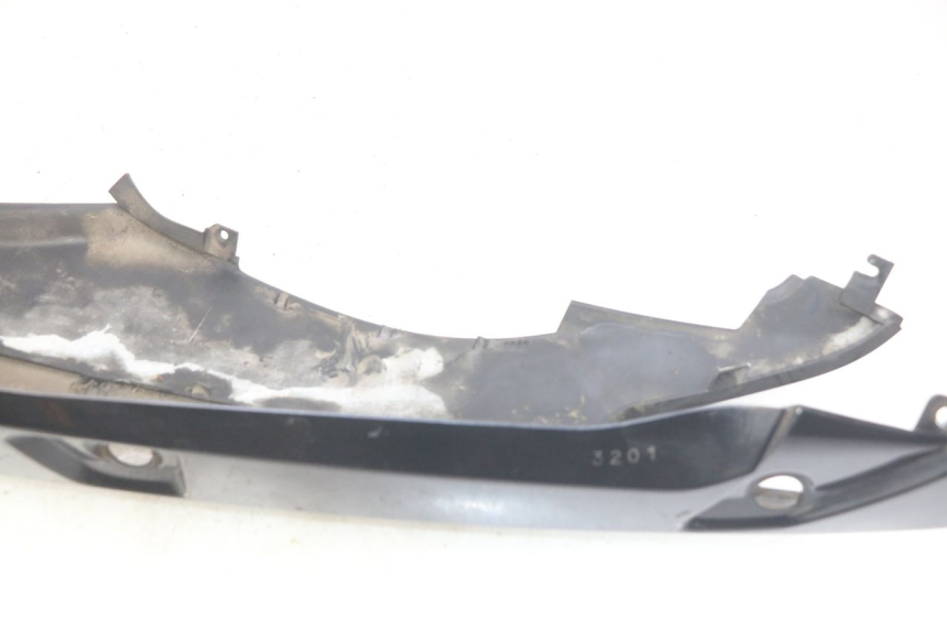 photo de LATERAL TRASEIRO ESQUERDO GILERA NEXUS 125 (2007 - 2009) - Detalhe da peça