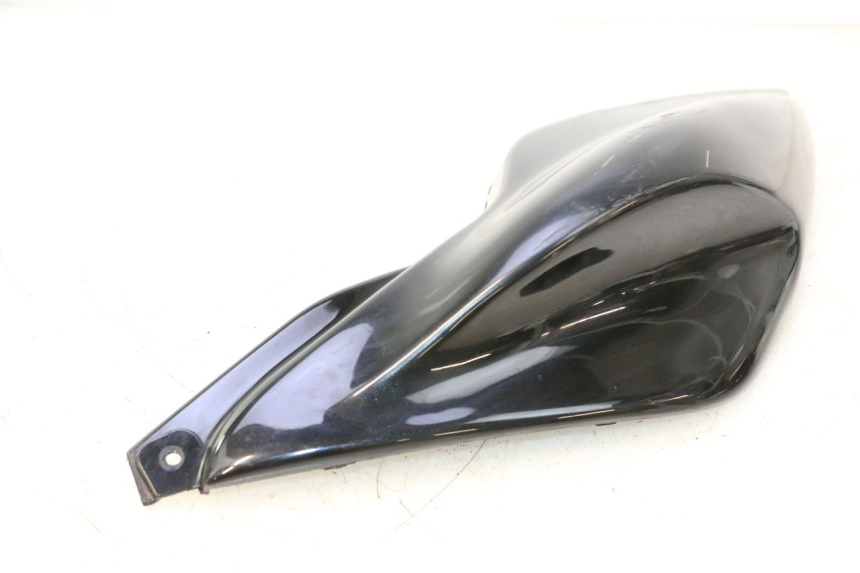 photo de LATERAL TRASEIRO ESQUERDO MBK NITRO 50 (2004 - 2008) - Pontos de fixação