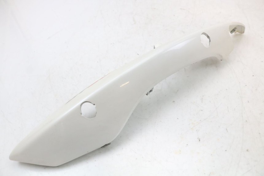 photo de LATERAL TRASEIRO ESQUERDO MOTO GUZZI NORGE 8V GT 1200 (2011 - 2016) - Outro ângulo de visão