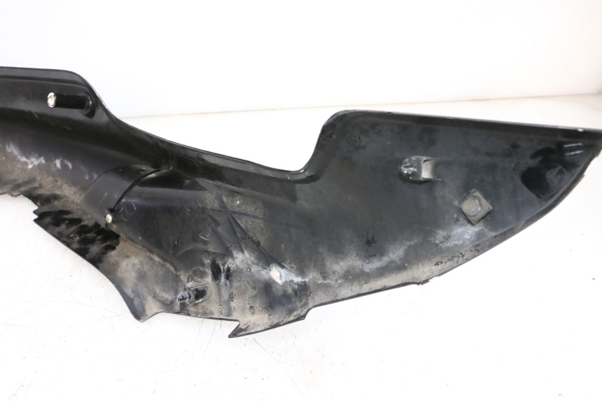 photo de LATERAL TRASEIRO ESQUERDO HONDA NSR R 125 (1994 - 2003) - Zoom do estado de desgaste