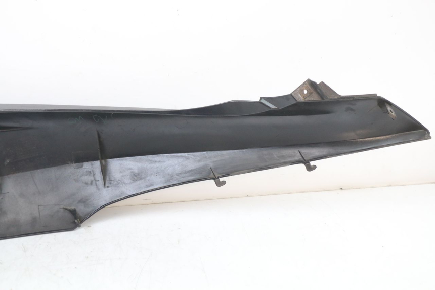 photo de LATERAL TRASEIRO ESQUERDO HONDA PCX (JF28) 125 (2009 - 2011) - Estado da superfície