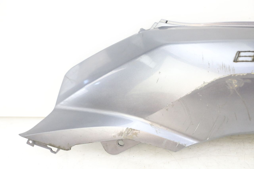 photo de LATERAL TRASEIRO ESQUERDO PEUGEOT BELVILLE 125 (2017 - 2021) - Marcações e referências