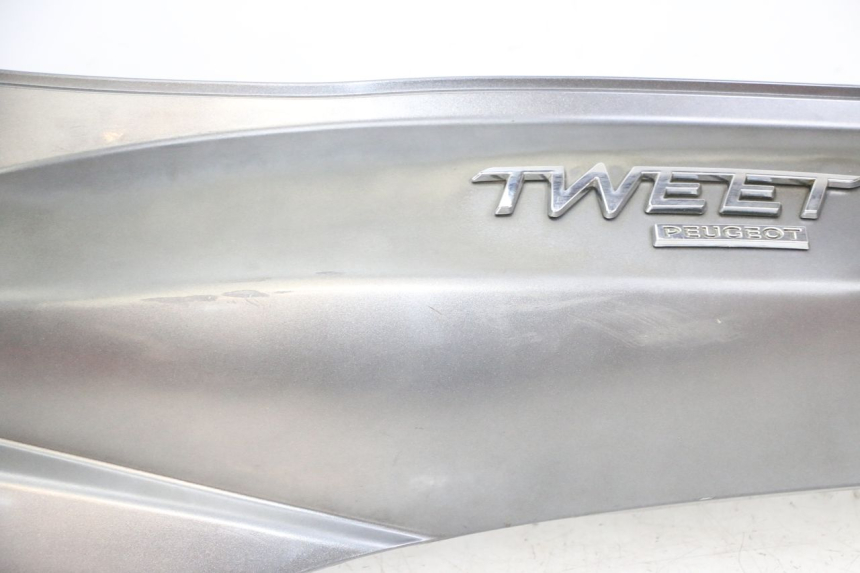 photo de LATERAL TRASEIRO ESQUERDO PEUGEOT TWEET 4T 50 (2014 - 2019) - Detalhes característicos