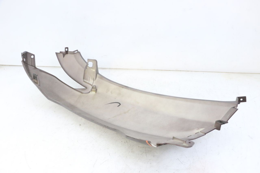photo de LATERAL TRASEIRO ESQUERDO PEUGEOT VIVACITY 125 (2010 - 2017) - Zoom do estado de desgaste