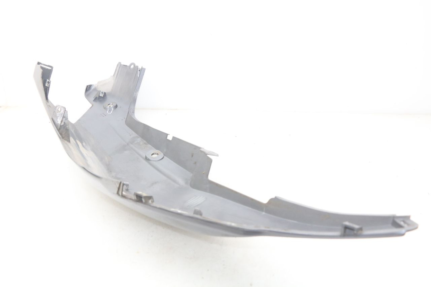 photo de LATERAL TRASEIRO ESQUERDO DAELIM S2 125 (2006 - 2007) - Detalhe da peça