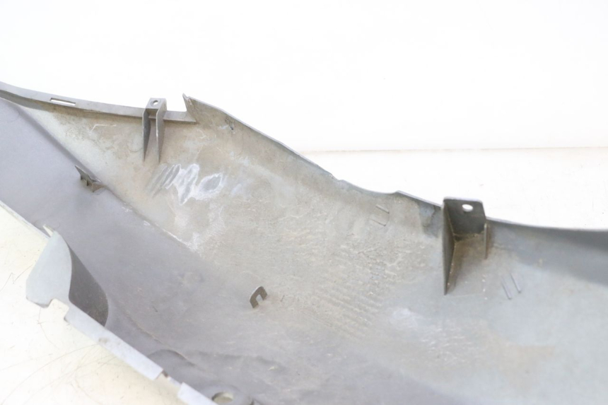 photo de LATERAL TRASEIRO ESQUERDO DAELIM S2 125 (2006 - 2007) - Pontos de fixação