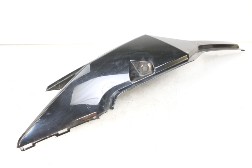 photo de LATERAL TRASEIRO ESQUERDO DAELIM S3 125 (2010 - 2017) - Peça verificada