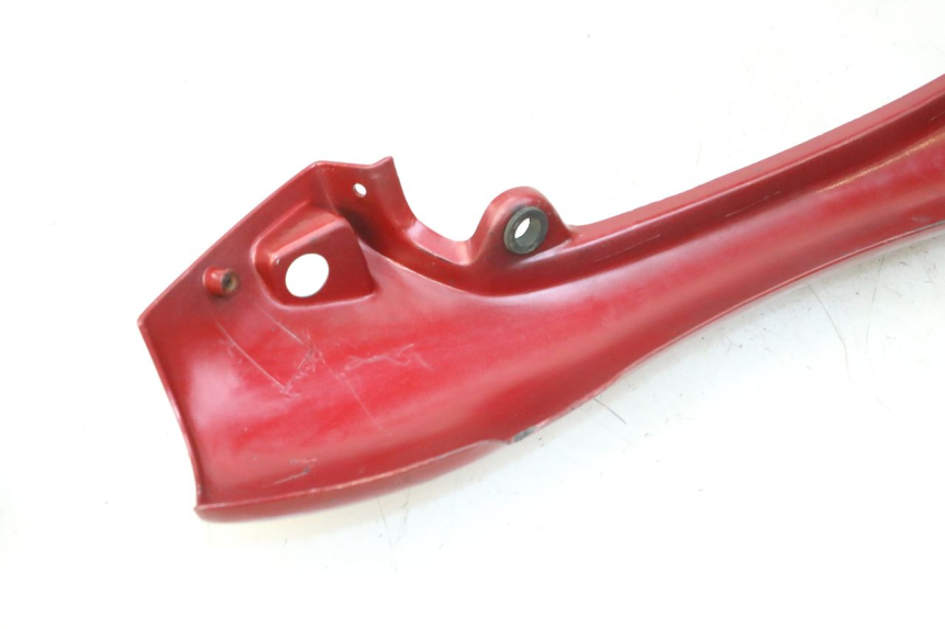 photo de LATERAL TRASEIRO ESQUERDO TRIUMPH SPRINT 900 (1995 - 1998) - Pontos de fixação