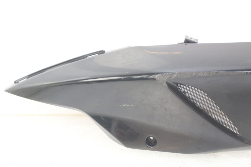 photo de LATERAL TRASEIRO ESQUERDO APRILIA SR 2T 50 (2012 - 2017) - Estado da superfície