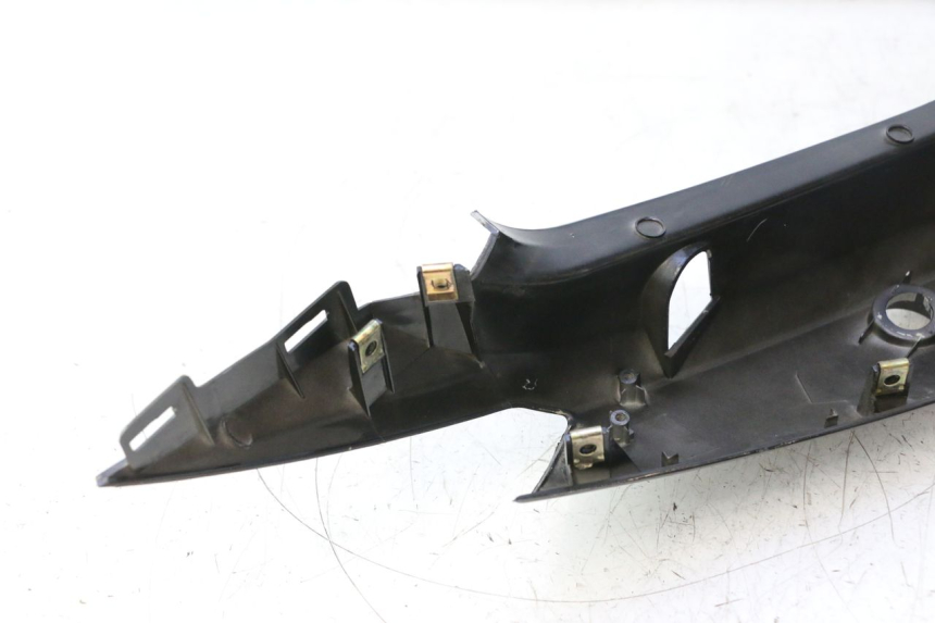 photo de LATERAL TRASEIRO ESQUERDO KYMCO SUPER 8 2T 50 (2007 - 2013) - Vista de perto