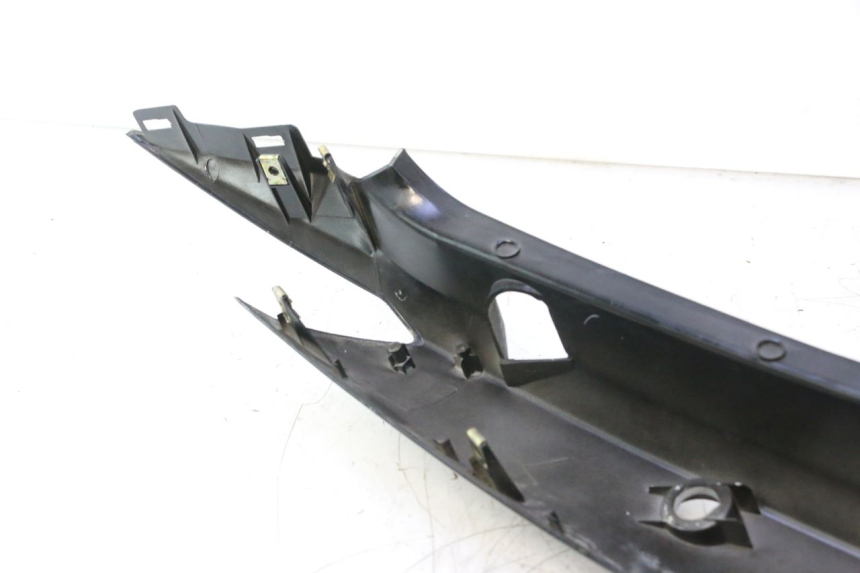 photo de LATERAL TRASEIRO ESQUERDO KYMCO SUPER 8 2T 50 (2007 - 2013) - Inspeção visual